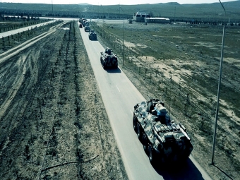 [b]Təlimlərdə iştirak edən qoşunlar əməliyyat təyinatı rayonlarına çıxarılır - VİDEO[/b]