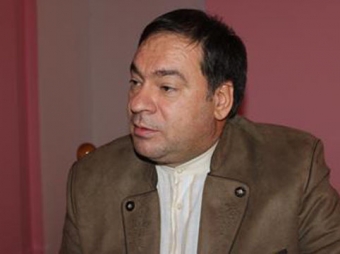 <b>Müğənni Əlikram Bayramov polisə çağırılıb - <span style="color:red;">SƏBƏBİ...</b> 