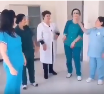 <b>Azərbaycanlı müğənniyə görə bu qadınlar işdən çıxarıldı -<span style="color:red;"> VİDEO </b>