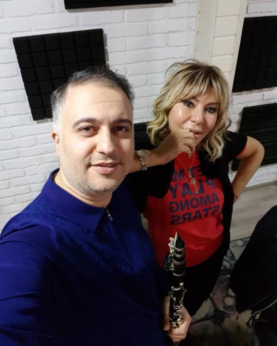 Brilliant Dadaşovanın üzü müzakirə edildi: şişkinliyin səbəbi