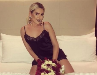 Cinsiyyətini dəyişən Selinə atasından 1,5 milyonluq hədiyyə - FOTO