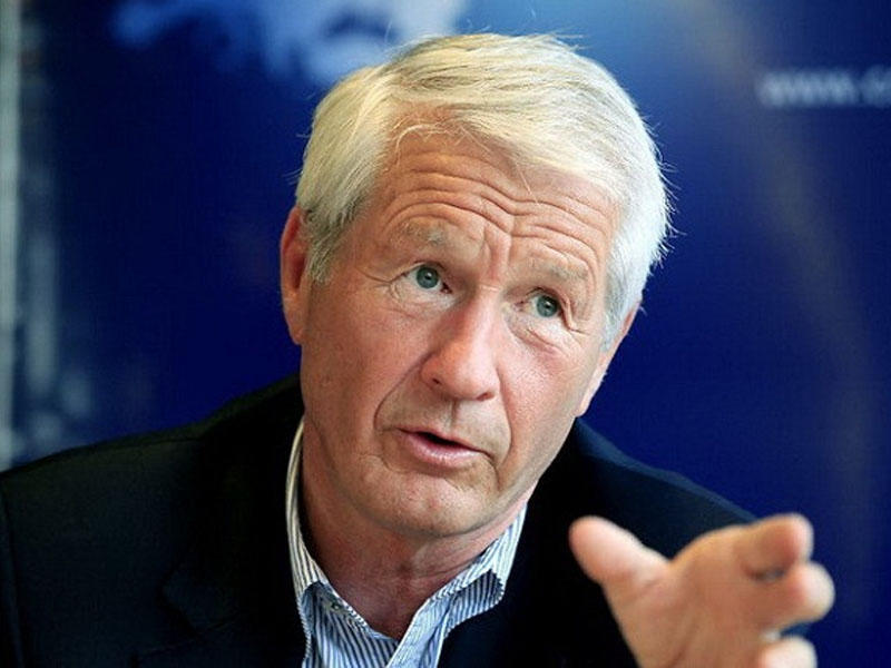 [b]Yaqlandı kim əvəzləyəcək?[/b]