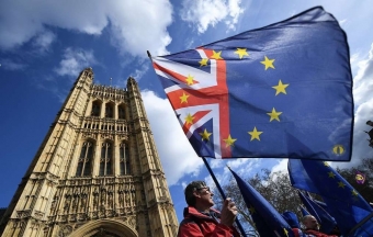 [b]Mey "Brexit" sazişini yenidən səsverməyə çıxarmaq istəyir[/b]