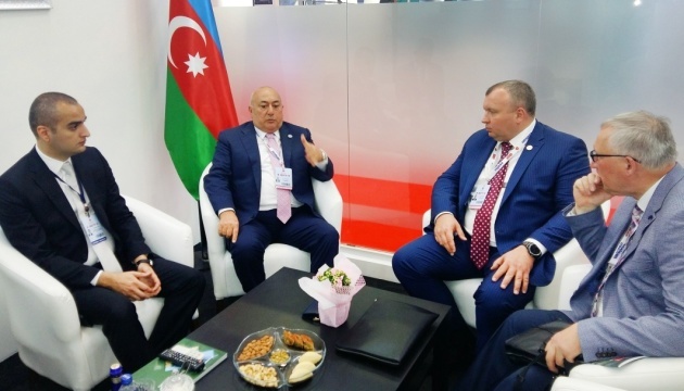 Azərbaycan Ukraynadan artilleriya sursatının müəyyən komponentlərini alacaq