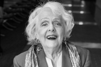 Dünyaca məşhur aktrisa vəfat edib