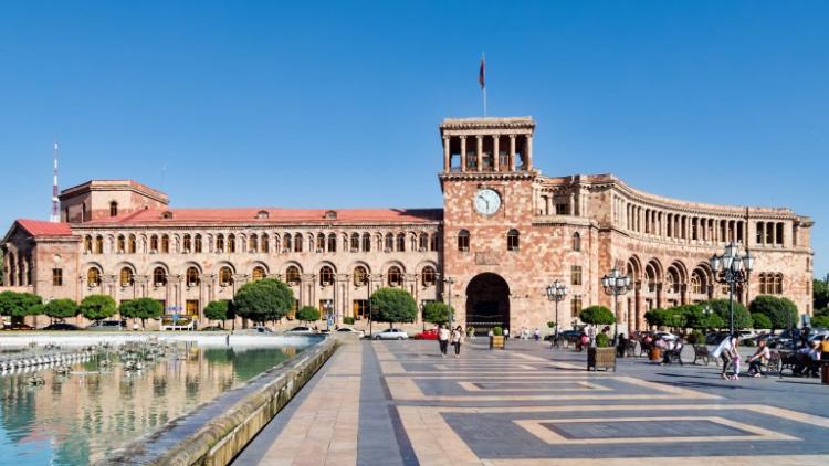 Ermənistanda əhalinin sayı azalıb