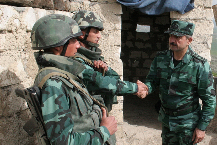 <b>DSX rəisi təmas xəttində olub</b>