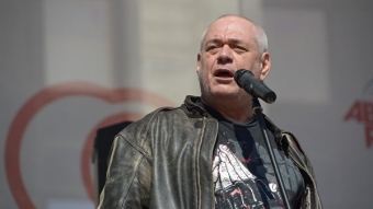 <b>Məşhur jurnalist yol qəzasında öldü -  <span style="color:red;">VİDEO </b>