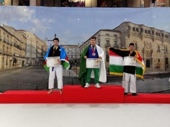 [b]Polis rəisinin oğlu dünya çempionatında medal qazandı[/b]