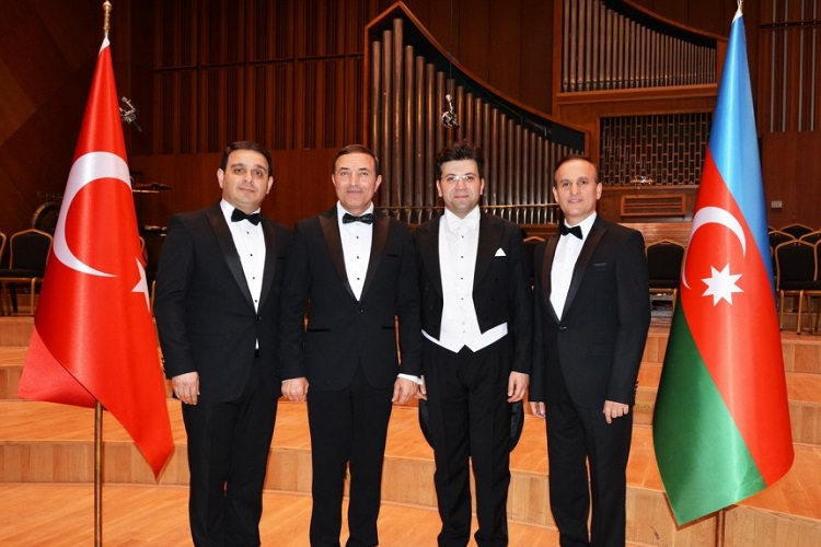 Azərbaycanın “Qarabağ” muğam qrupunun Ankarada konserti keçirilib