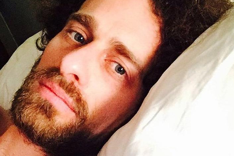 [b]Hollivud aktyoru intihar etdi[/b]