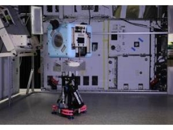 [b]Kosmik Stansiyada UÇAN ROBOTLARIN sınağı keçirilib - FOTO - VİDEO[/b]