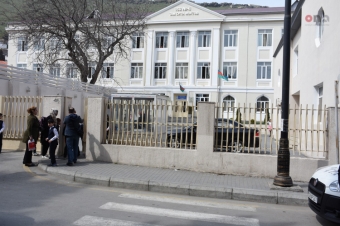 <b>Elinanın intihar etdiyi məktəbdə direktor səlahiyyətlərini icra edən şəxs dəyişdi</b>