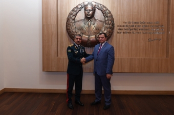 <b>Elçin Quliyev Gürcüstan Sərhəd Po­lisinin rəisi ilə görüşdü</b>