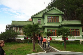 [b]Gürcüstanda Stalinin villası satışa çıxarıldı[/b]