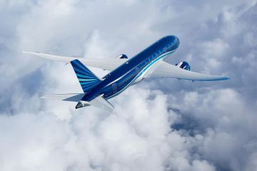 Gəncə hava limanına enən Nyu-York-Bakı təyyarəsi Bakıya uçdu - SƏBƏB