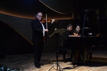 Maykl Qutman və Olqa Domninanın Bakıda konserti olub