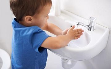 Uşaqlarda əl yuma vərdişini necə və nə zaman yaratmaq lazımdır?  
