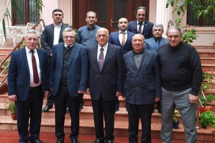 Əli İnsanovun “ölü doğulmuş” partiyası - TƏHLİL