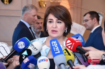 Təhsil nazirinin müavini evdə təhsildən DANIŞDI