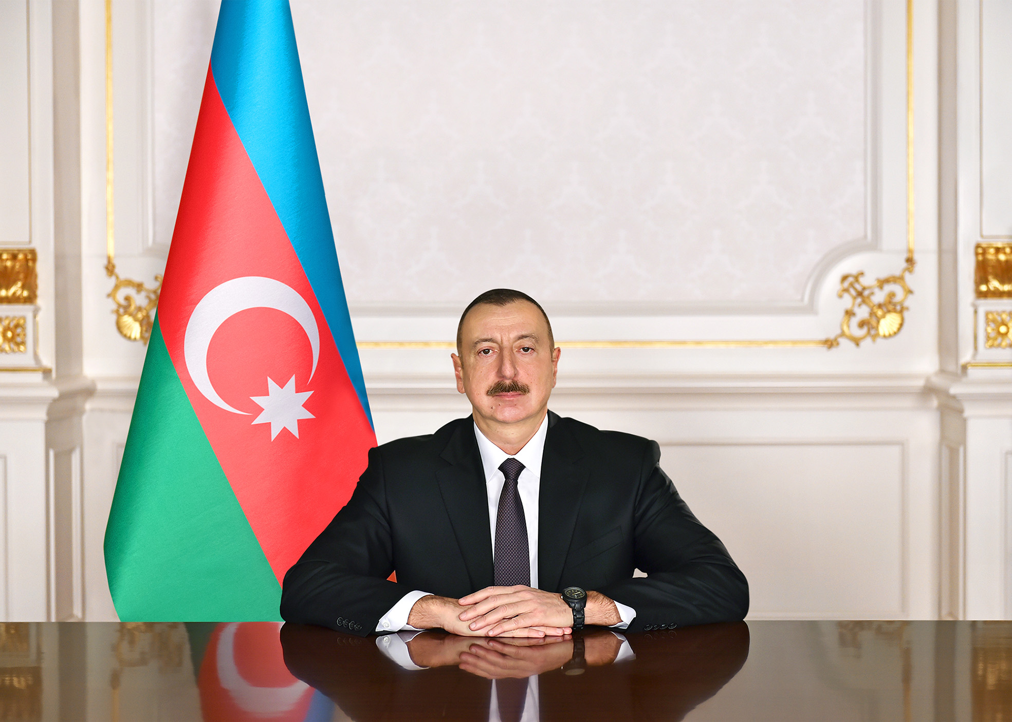 İlham Əliyev Mayıl Əhmədovu ordenlə təltif etdi