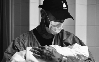 Tanınmış reper 2-ci dəfə ata oldu - <span style="color:red;">FOTO 