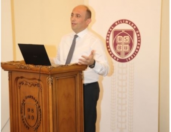 Azərbaycanlı alimin Ankarada mühazirəsi dinlənilib