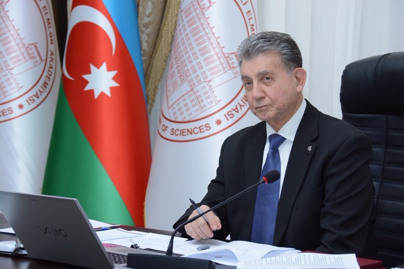 Akif Əlizadənin istefa ərizəsi qəbul olundu