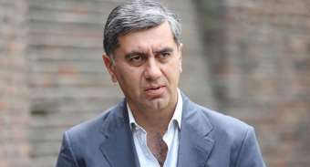Gürcüstanın keçmiş müdafiə naziri azadlığa buraxıldı