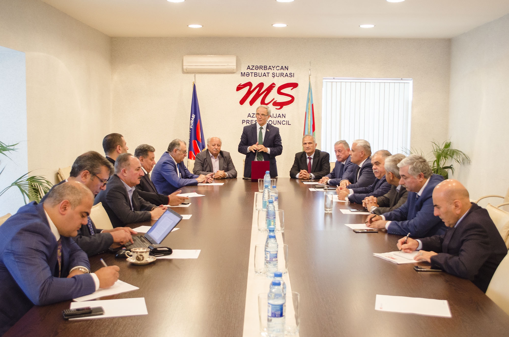 Türkiyə səfirliyinin mətbuat müşaviri ilə KİV təmsilçilərinin görüşü keçirilib