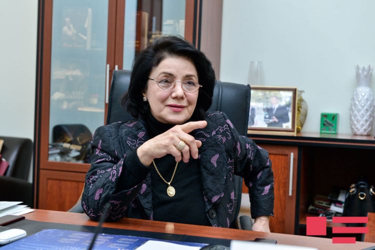 Firəngiz Əlizadə yenidən Bəstəkarlar İttifaqının sədri seçildi