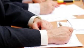 Vəkillər Kollegiyasına üzv olmaq istəyənlərin NƏZƏRİNƏ 