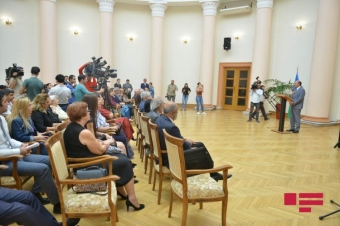 Mədəniyyət və incəsənət xadimlərinə fəxri adlar təqdim olundu