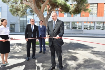 Prezident İlham Əliyev Sənaye və İnnovasiyalar üzrə Bakı Dövlət Peşə Təhsil Mərkəzinin açılışında iştirak edib - YENİLƏNİB