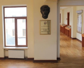 Rumlunun məşhur əsəri Azərbaycan dilində nəşrə hazırlanır