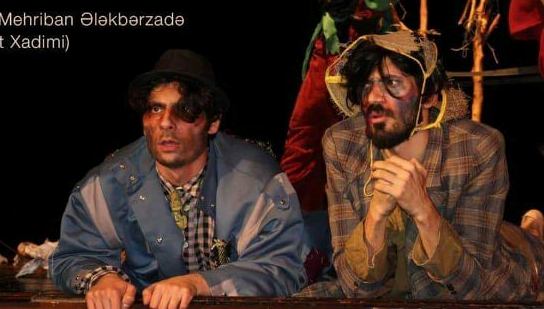 "Qodonun intizarında" - fərqli səhnə