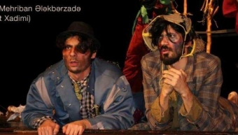 "Qodonun intizarında" - fərqli səhnə