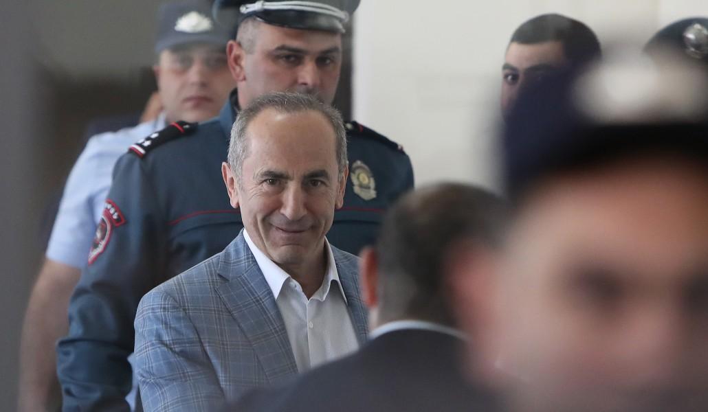 Məhkəmə Koçaryanı girov müqabilində da azadlığa buraxmadı