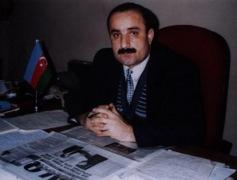 Bu gün Atamın 60 yaşı olur - <span style="color:red;">ÇİYNİNDƏ YƏHUDİ BAŞI GƏZDİRƏN AZƏRBAYCANLI 