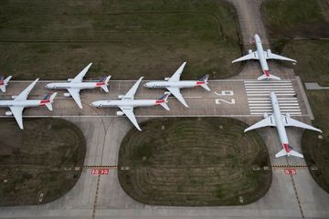 Dünya üzrə uçuşların sayı bu qədər azaldı – RƏQƏMLƏR 