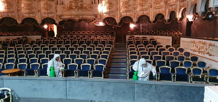 Azərbaycan Dövlət Akademik Musiqili Teatrında dezinfeksiya işləri aparılıb - FOTO
