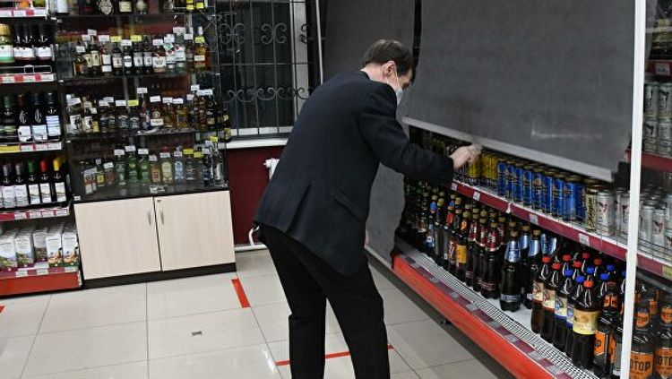 Bu ölkədə koronavirusa görə spirtli içki satışı qadağan olundu