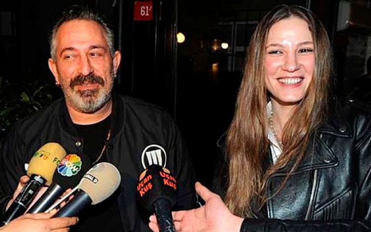 Məşhurun villasında yanğın olub - FOTO 