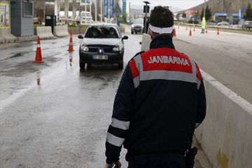 Türkiyədə küçəyə çıxmaqla bağlı qadağanın detalları məlum oldu
