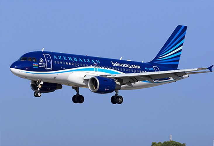 AZAL İstanbula uçuşların sayını artırır