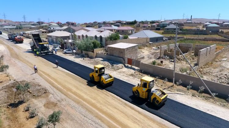 Abşeronun bu ərazilərində yolların təmiri davam edir