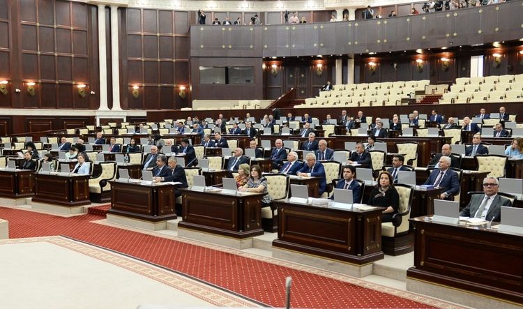 Milli Məclisin növbədənkənar sessiyası başa çatdı