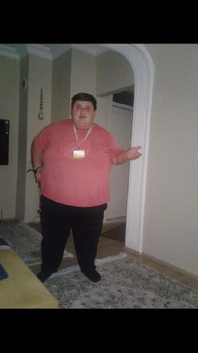 Sevdiyi qızı vermədilər, 6 ayda 212 kilo arıqladı