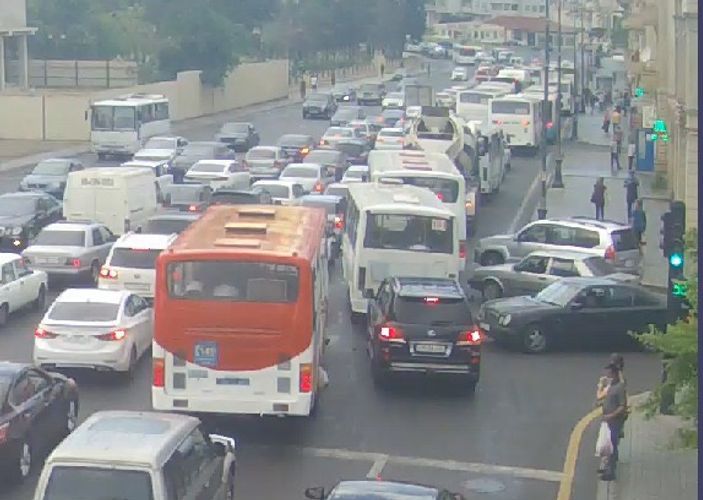 Yollardakı sıxlıq avtobusların intervalını pozur - BNA
