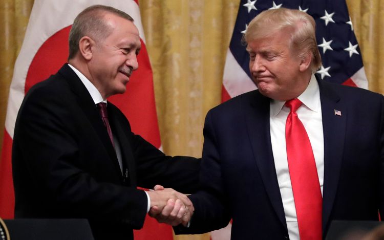 Tramp Ərdoğanı və onları “dünya səviyyəli şahmatçı” adlandırdı